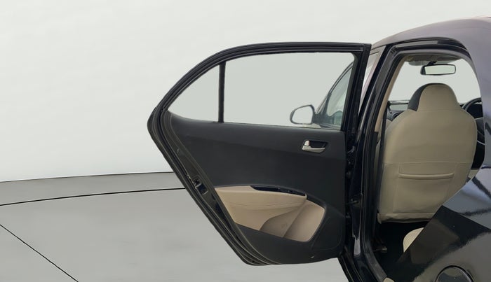 2015 Hyundai Xcent SX AT 1.2 (O), Petrol, Automatic, 57,402 km, LHS Rear Door