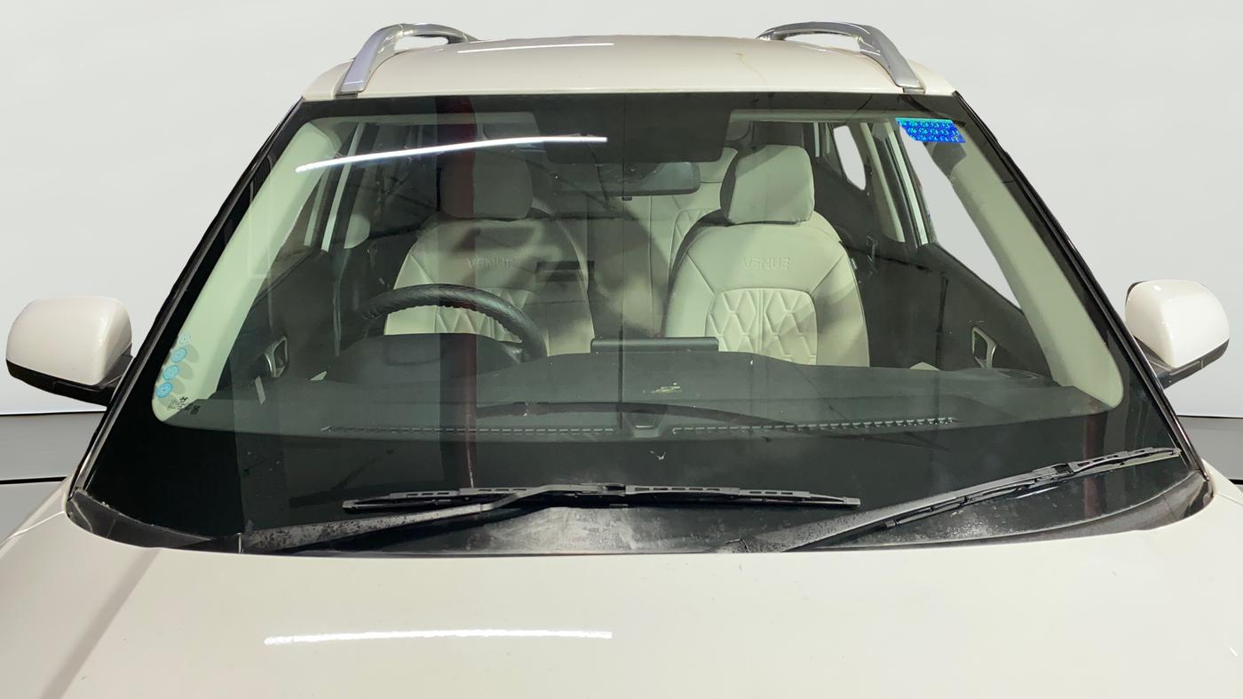 2024 Hyundai VENUE Executive 1.0 Turbo MT, Petrol, Manual, 8,305 km, Front Windshield