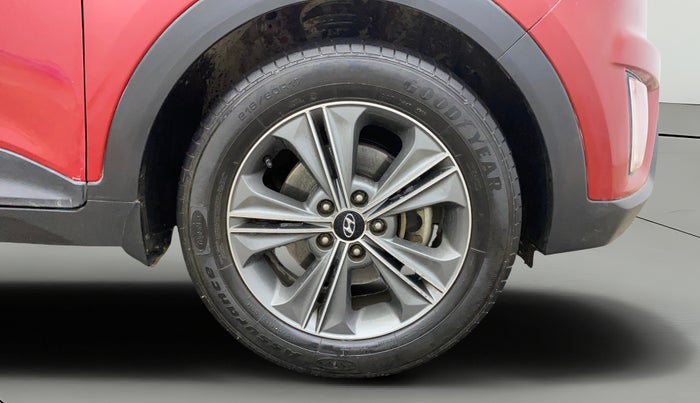 2016 Hyundai Creta SX PLUS AT 1.6 PETROL, Petrol, Automatic, 1,13,542 km, Right Front Wheel