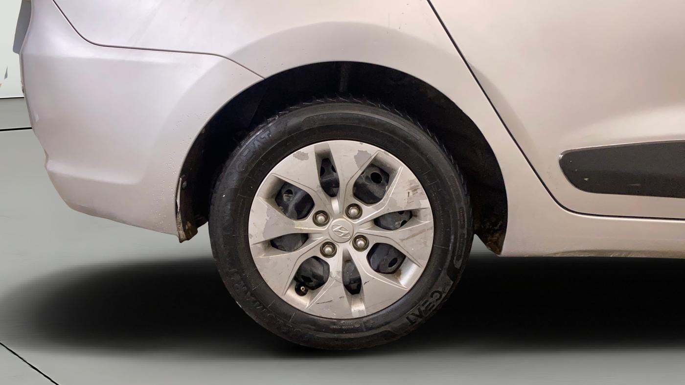2015 Hyundai Xcent S 1.2, CNG, Manual, 50 km, Right Rear Wheel