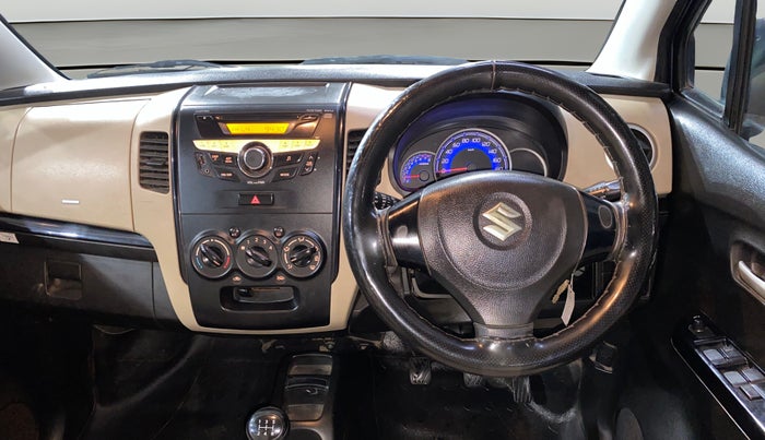 2017 Maruti Wagon R 1.0 VXI, Petrol, Manual, 58,924 km, Steering Wheel Close Up