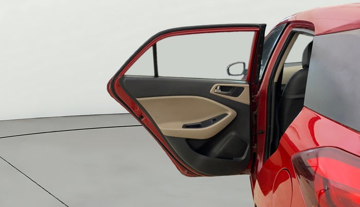 2015 Hyundai Elite i20 SPORTZ 1.4 CRDI, Diesel, Manual, 1,01,108 km, LHS Rear Door