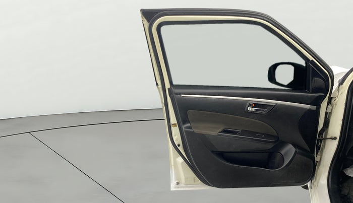 2015 Maruti Swift VDI, Diesel, Manual, 1,08,906 km, LHS Front Door