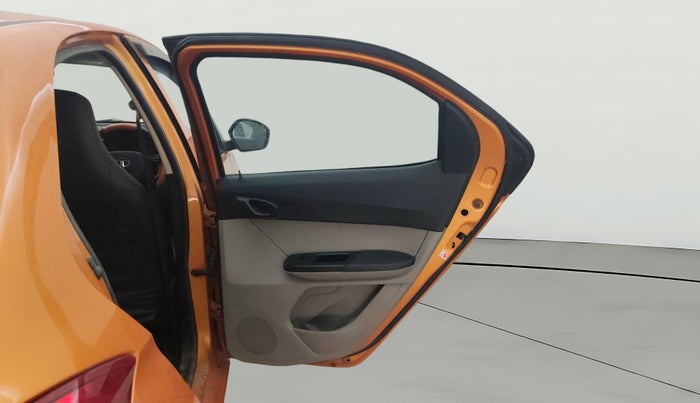 2018 Tata Tiago XT PETROL, Petrol, Manual, 54,381 km, RHS Rear Door