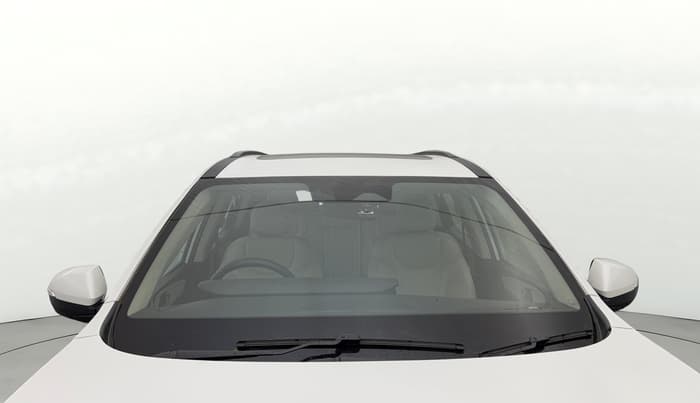 2021 Mahindra XUV700 AX 7 P MT 7 STR, Petrol, Manual, 36,585 km, Front Windshield