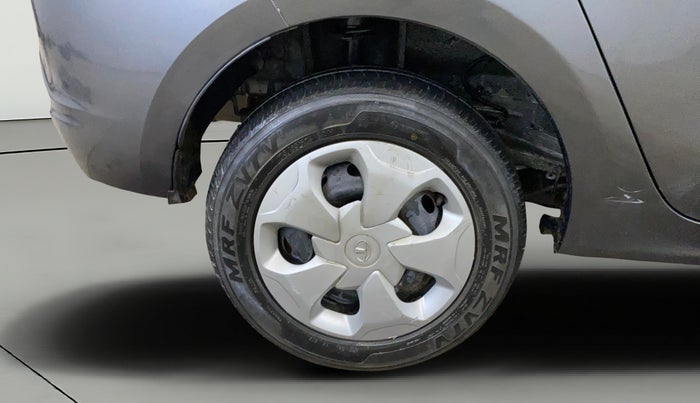 2023 Tata TIGOR XM CNG, CNG, Manual, 27,937 km, Right Rear Wheel