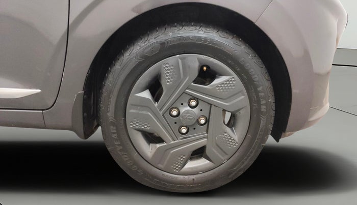 2021 Hyundai AURA S 1.2 AMT, Petrol, Automatic, 64,885 km, Right Front Wheel