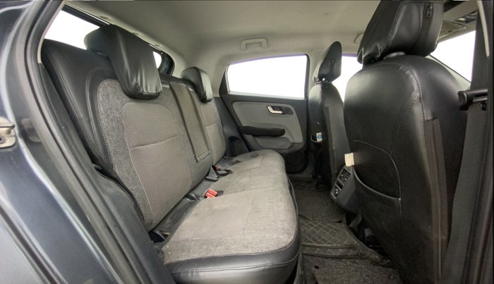 2020 Tata ALTROZ XZ PETROL, Petrol, Manual, 84,233 km, Right Side Rear Door Cabin