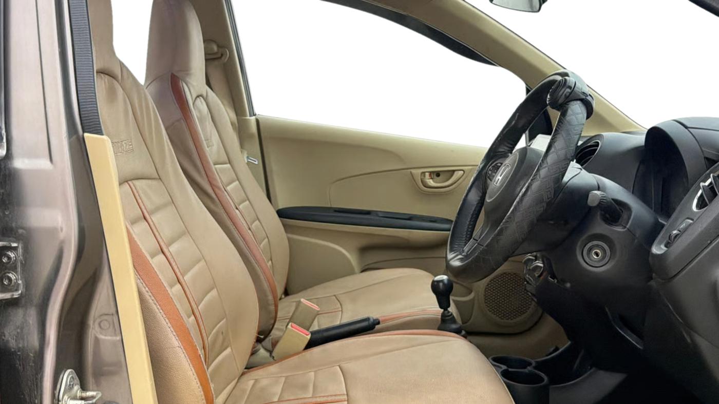 2015 Honda Amaze 1.2L I-VTEC S, Petrol, Manual, 64,495 km, Right Side Front Door Cabin