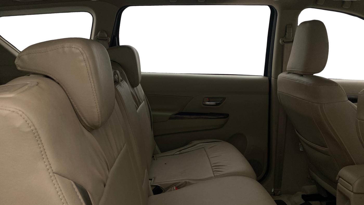 2020 Maruti Ertiga ZXI+ SHVS, Petrol, Manual, 24,551 km, Right Side Rear Door Cabin