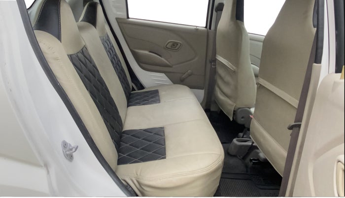 2017 Datsun Redi Go T (O), Petrol, Manual, 50,105 km, Right Side Rear Door Cabin