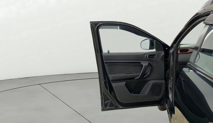 2022 Renault Kiger RXZ MT, Petrol, Manual, 36,490 km, LHS Front Door