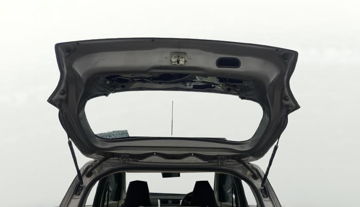 2016 Maruti Celerio ZXI, Petrol, Manual, 99,494 km, Boot Door Open