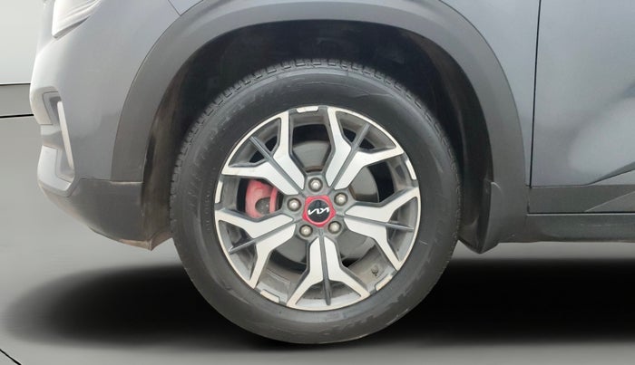 2022 KIA SELTOS GTX PLUS DCT 1.4 PETROL, Petrol, Automatic, 1,02,546 km, Left Front Wheel