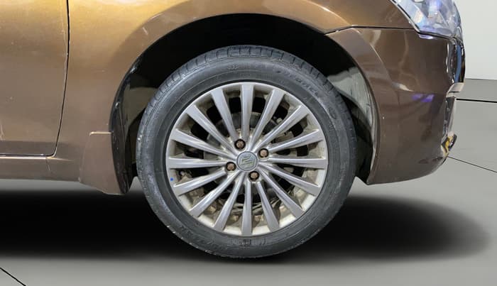 2017 Maruti Ciaz ALPHA  AT 1.4  PETROL, Petrol, Automatic, 47,132 km, Right Front Wheel