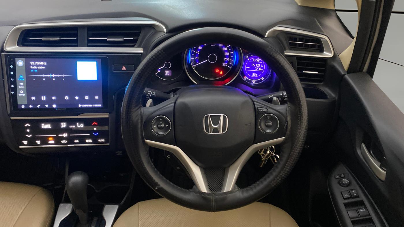2022 Honda Jazz 1.2L I-VTEC V CVT, Petrol, Automatic, 51,016 km, Steering Wheel Close Up