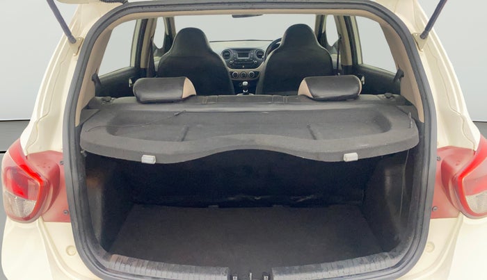 2016 Hyundai Grand i10 ASTA 1.2 KAPPA VTVT, Petrol, Manual, 45,028 km, Boot Open Zoomed View