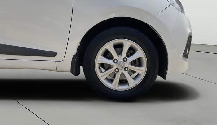 2015 Hyundai Grand i10 ASTA AT 1.2 KAPPA VTVT, Petrol, Automatic, 78,121 km, Right Front Wheel