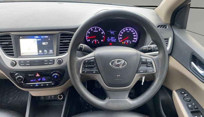 2018 Hyundai Verna 1.6 VTVT SX, Petrol, Manual, 50,169 km, Steering Wheel Close Up