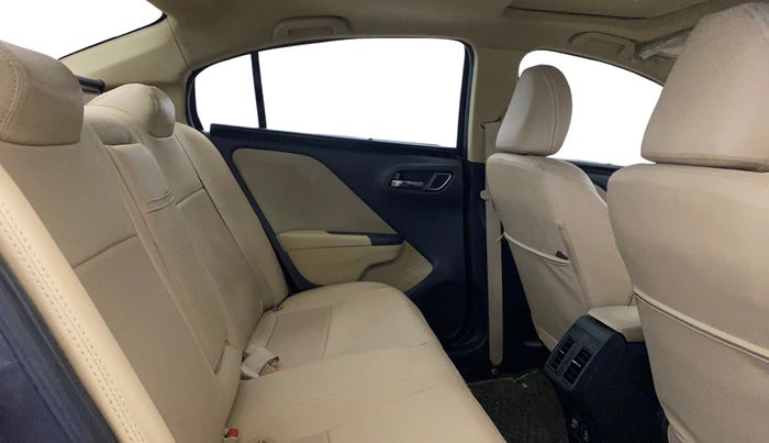 2019 Honda City 1.5L I-VTEC VX CVT, Petrol, Automatic, 44,350 km, Right Side Rear Door Cabin