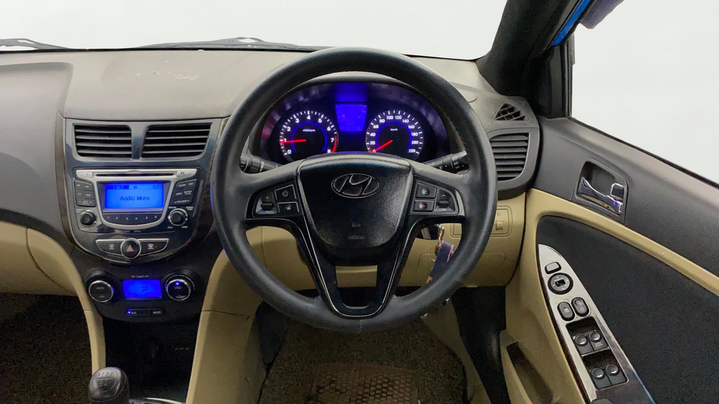 2014 Hyundai Verna FLUIDIC 1.6 VTVT SX, CNG, Manual, 60,800 km, Steering Wheel Close Up