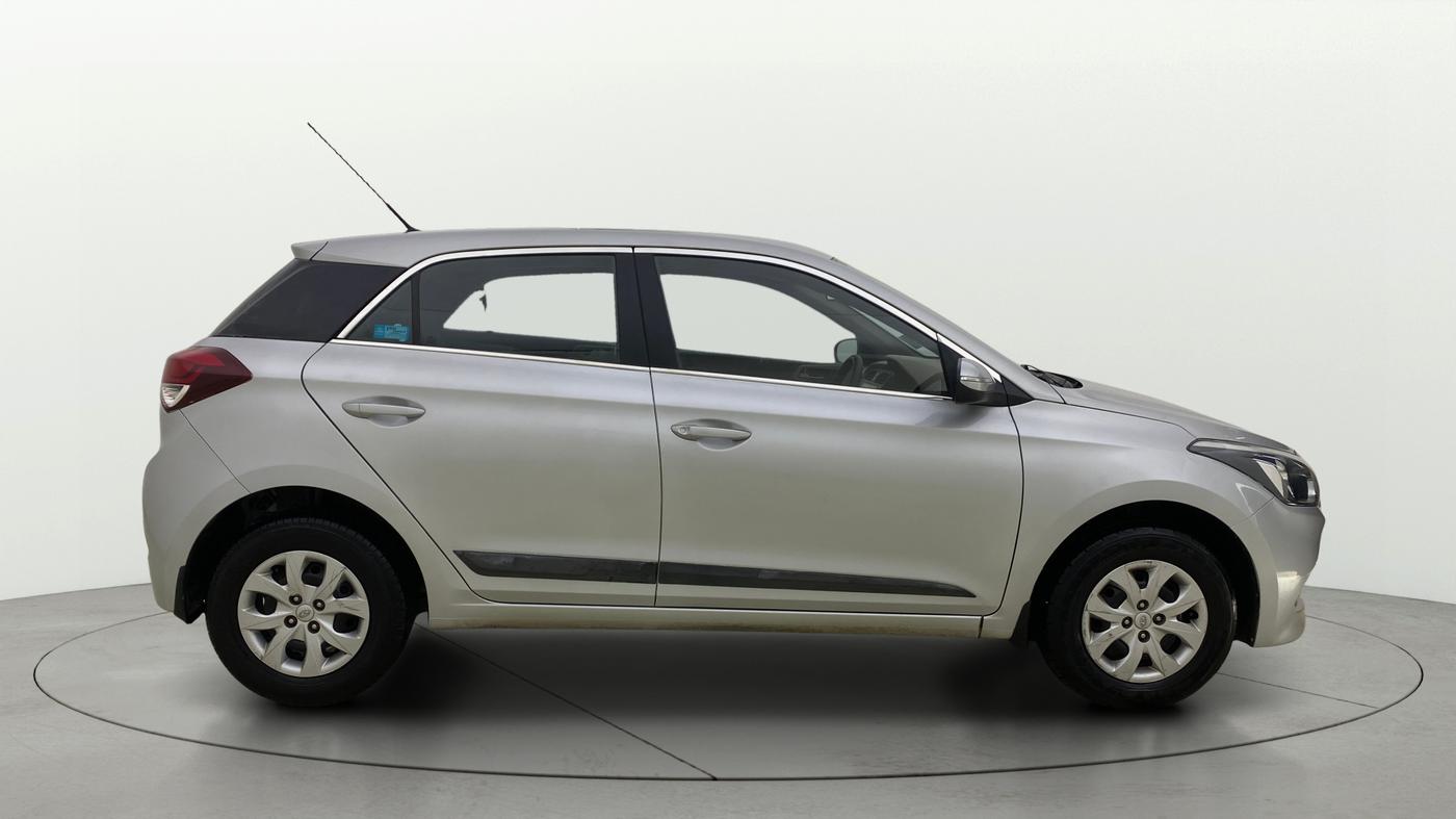 2015 Hyundai Elite i20 SPORTZ 1.2, Petrol, Manual, 50,740 km, Right Side View