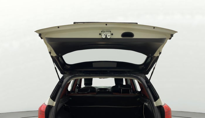 2016 Hyundai Creta SX PLUS  ANNIVERSARY EDITION 1.6 PETROL, Petrol, Manual, 74,626 km, Boot Door Open