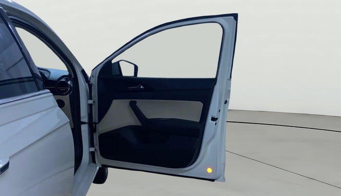 2022 Skoda SLAVIA STYLE 1.0L TSI MT, Petrol, Manual, 47,716 km, RHS Front Door