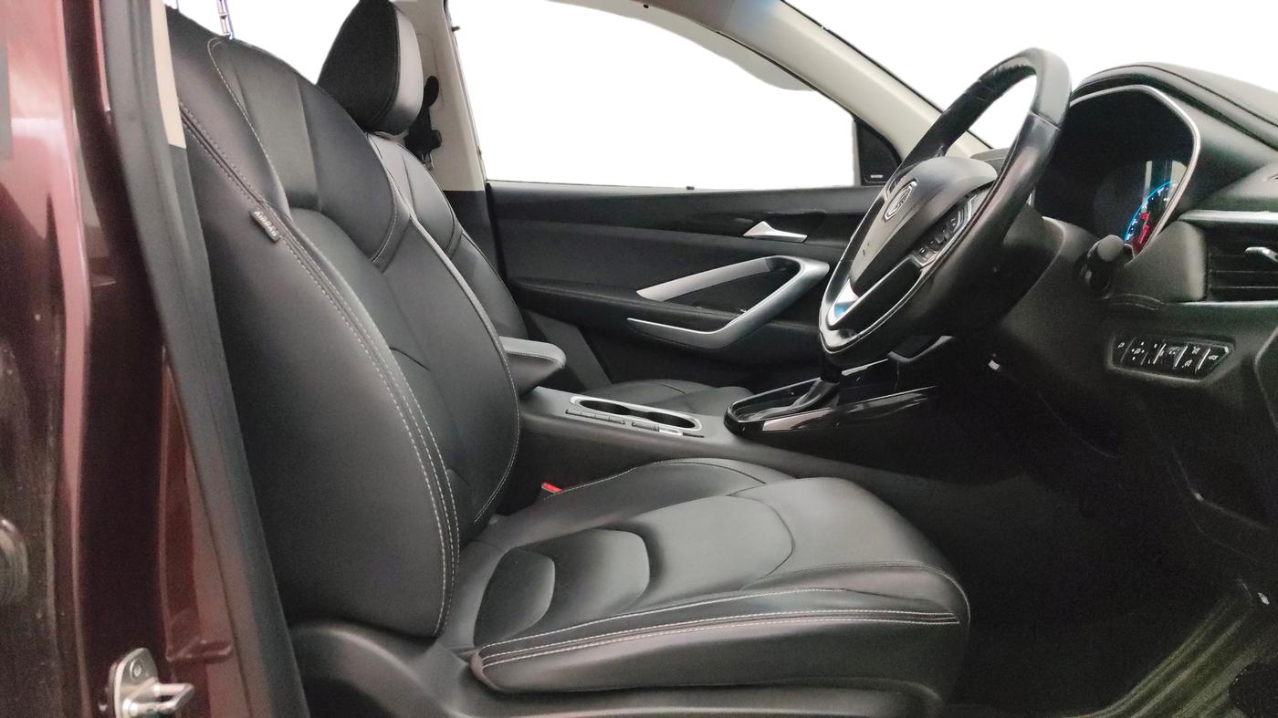 2019 MG HECTOR SHARP 1.5 DCT PETROL, Petrol, Automatic, 1,10,176 km, Right Side Front Door Cabin
