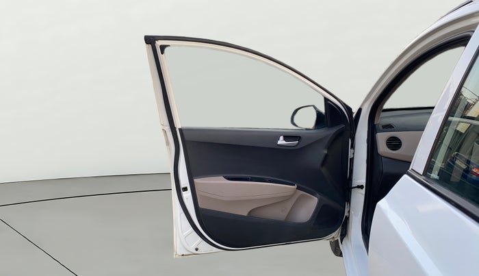 2018 Hyundai Grand i10 SPORTZ AT 1.2 KAPPA VTVT, Petrol, Automatic, 52,711 km, LHS Front Door