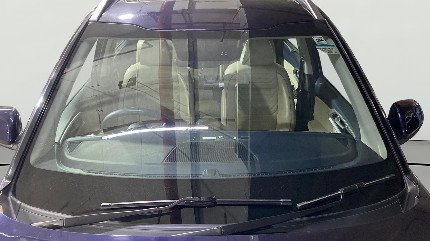 2022 KIA CARENS LUXURY PLUS 1.5 DIESEL AT 7 STR, Diesel, Automatic, 74,424 km, Front Windshield