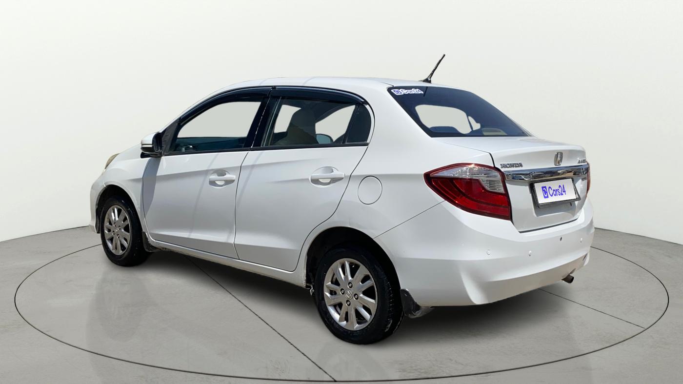 2017 Honda Amaze 1.5L I-DTEC VX, Diesel, Manual, 1,17,616 km, Left Back Diagonal