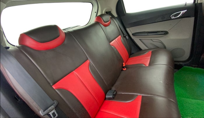 2016 Tata Tiago XZ PETROL, Petrol, Manual, 1,32,579 km, Right Side Rear Door Cabin