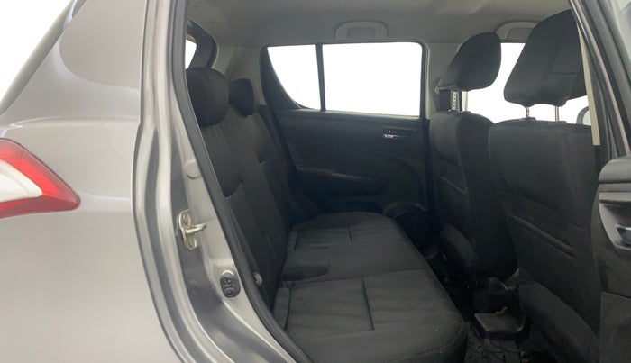 2013 Maruti Swift VXI, Petrol, Manual, 1,16,641 km, Right Side Rear Door Cabin
