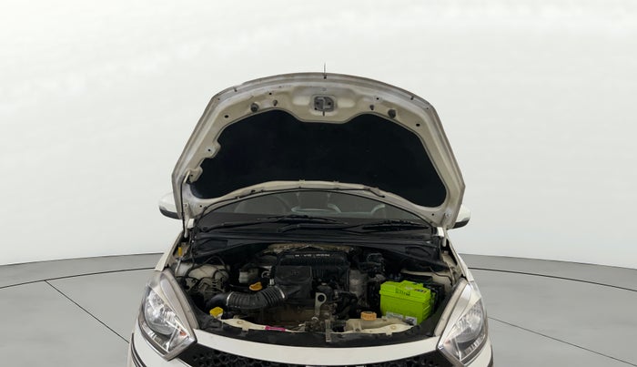 2016 Tata Tiago XZ PETROL, Petrol, Manual, 73,420 km, Open Bonet