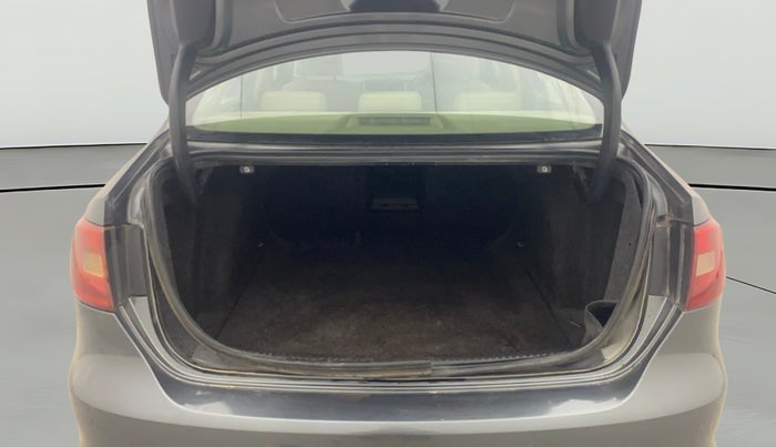 2013 Volkswagen Jetta HIGHLINE TDI AT, Diesel, Automatic, 97,845 km, Boot Open Zoomed View