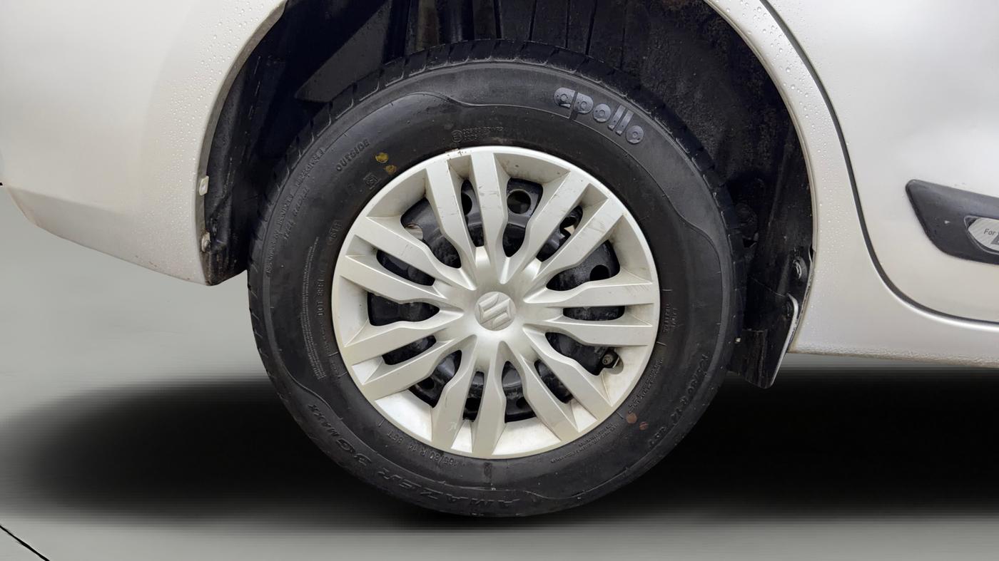 2019 Maruti Dzire VXI, Petrol, Manual, 27,585 km, Right Rear Wheel