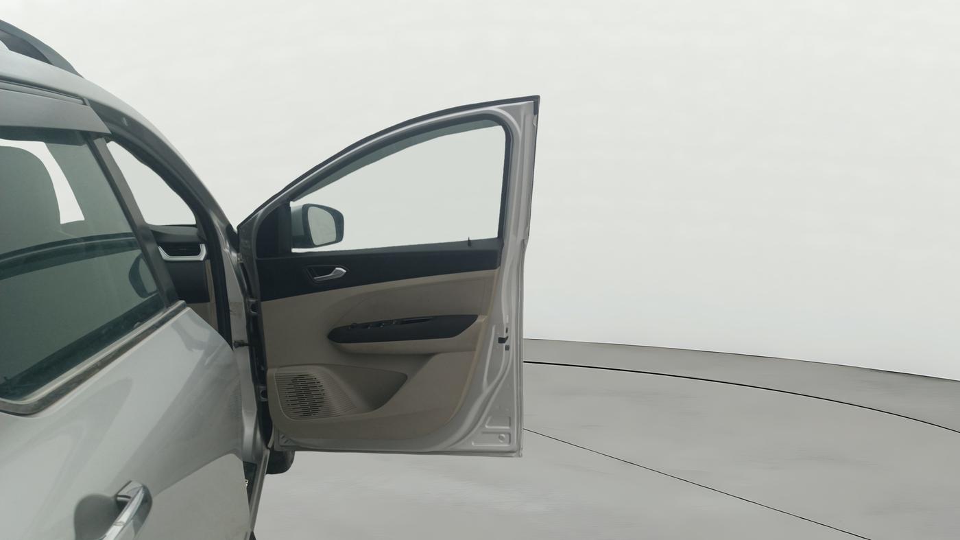 2020 Renault TRIBER RXZ AMT, Petrol, Automatic, 24,496 km, RHS Front Door