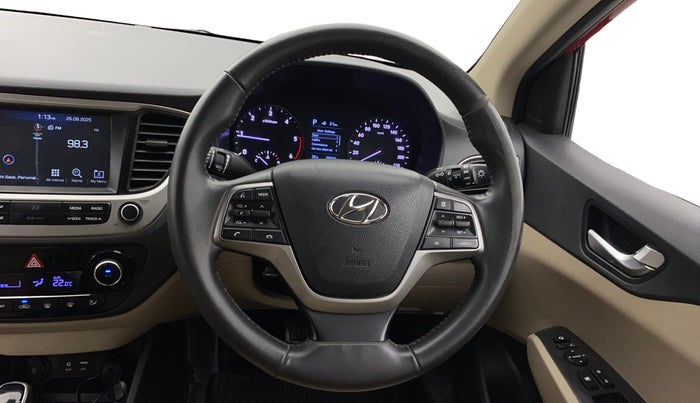 2020 Hyundai Verna 1.6 CRDI SX + AT, Diesel, Automatic, 28,482 km, Steering Wheel Close Up
