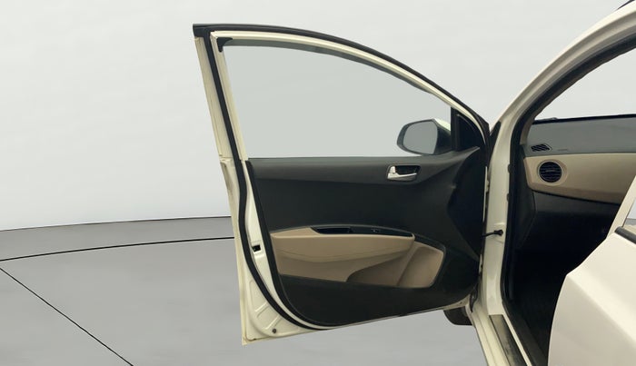 2018 Hyundai Grand i10 SPORTZ 1.2 KAPPA VTVT, Petrol, Manual, 67,896 km, LHS Front Door