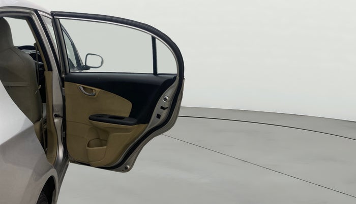 2014 Honda Amaze 1.2L I-VTEC VX, Petrol, Manual, 1,39,732 km, RHS Rear Door