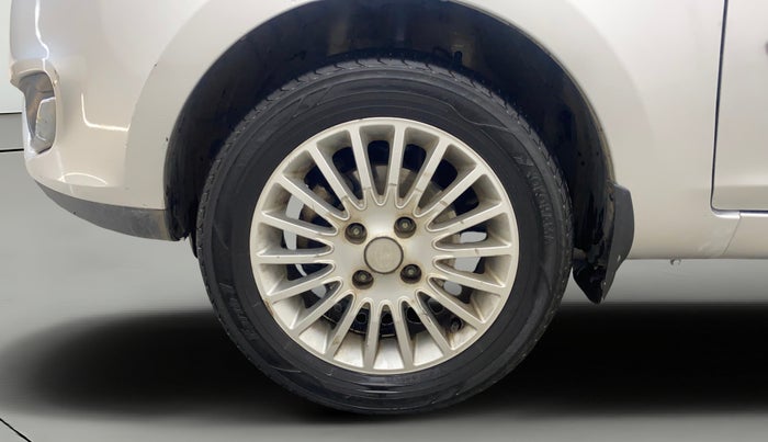 2014 Tata Zest XMS PETROL, Petrol, Manual, 76,499 km, Left Front Wheel