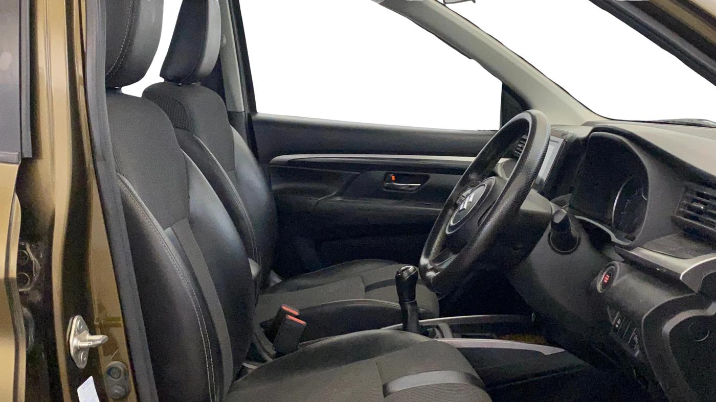 2019 Maruti XL6 ZETA MT, Petrol, Manual, 56,983 km, Right Side Front Door Cabin