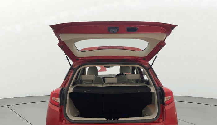 2019 Mahindra XUV300 W8 (O) 1.2 PETROL, Petrol, Manual, 41,851 km, Boot Door Open