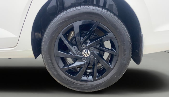 2022 Volkswagen VIRTUS GT PLUS TSI 1.5 EVO DSG, Petrol, Automatic, 16,677 km, Left Rear Wheel
