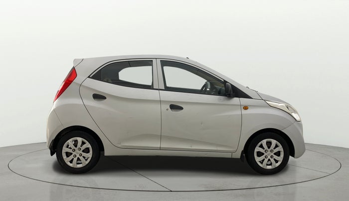 2016 Hyundai Eon MAGNA +, Petrol, Manual, 85,207 km, Right Side View