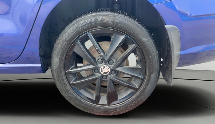 2019 Skoda Rapid AMBITION 1.6 MPI MT, Petrol, Manual, 1,38,013 km, Left Rear Wheel