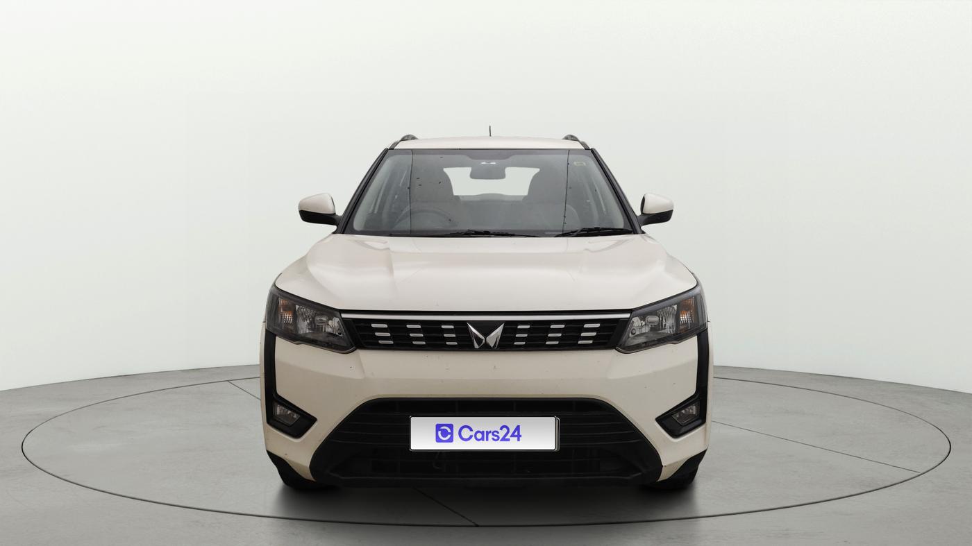 2023 Mahindra XUV300 W6 1.2 PETROL AMT, Petrol, Automatic, 36,660 km, Front
