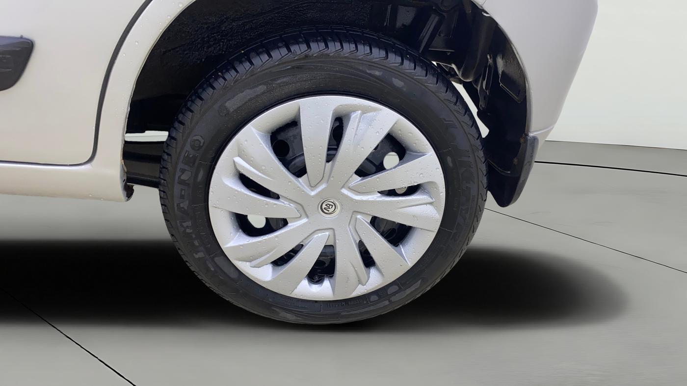 2017 Maruti Wagon R 1.0 VXI, Petrol, Manual, 72,899 km, Left Rear Wheel