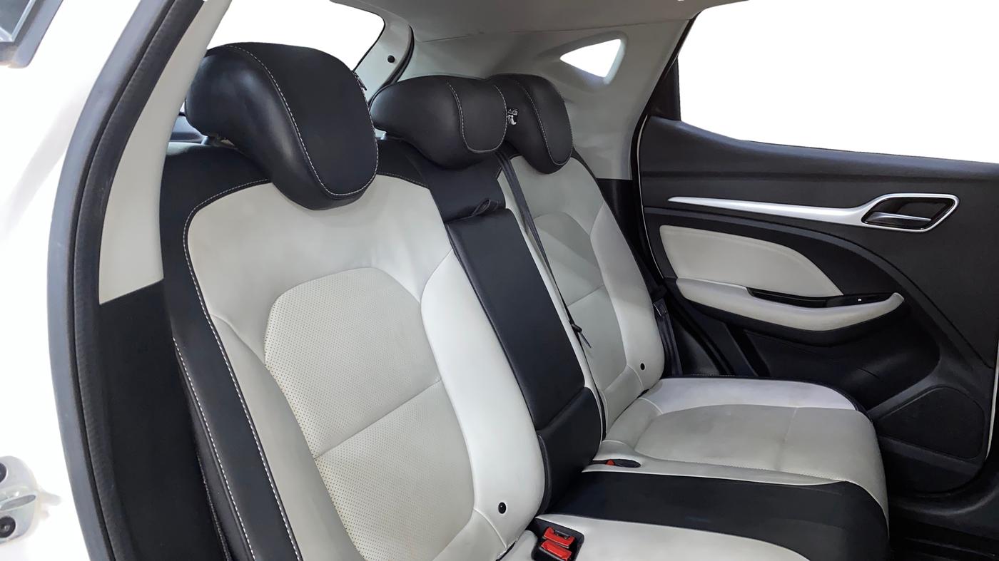 2022 MG ASTOR SHARP EX 1.5 MT, Petrol, Manual, 31,601 km, Right Side Rear Door Cabin